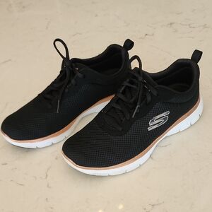 SKECHERS Flex-Lite Sneakers